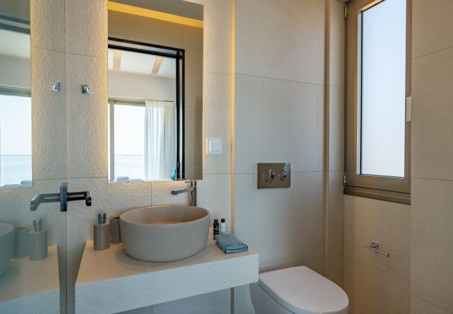Villa in Atsipopoulo - Luxury Villa Onyx - With Private Heated Pool Villa in Atsipopoulo - Luxury Villa Onyx - With Private Heated Pool