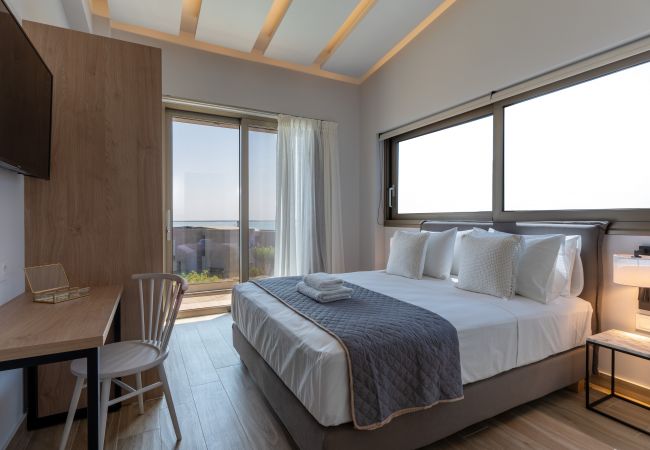 Villa in Atsipopoulo - Luxury Villa Onyx - With Private Heated Pool Villa in Atsipopoulo - Luxury Villa Onyx - With Private Heated Pool