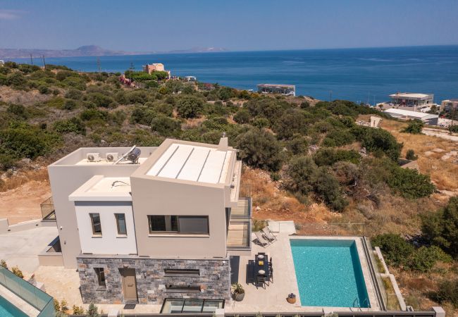 Villa in Atsipopoulo - Luxury Villa Onyx - With Private Heated Pool Villa in Atsipopoulo - Luxury Villa Onyx - With Private Heated Pool