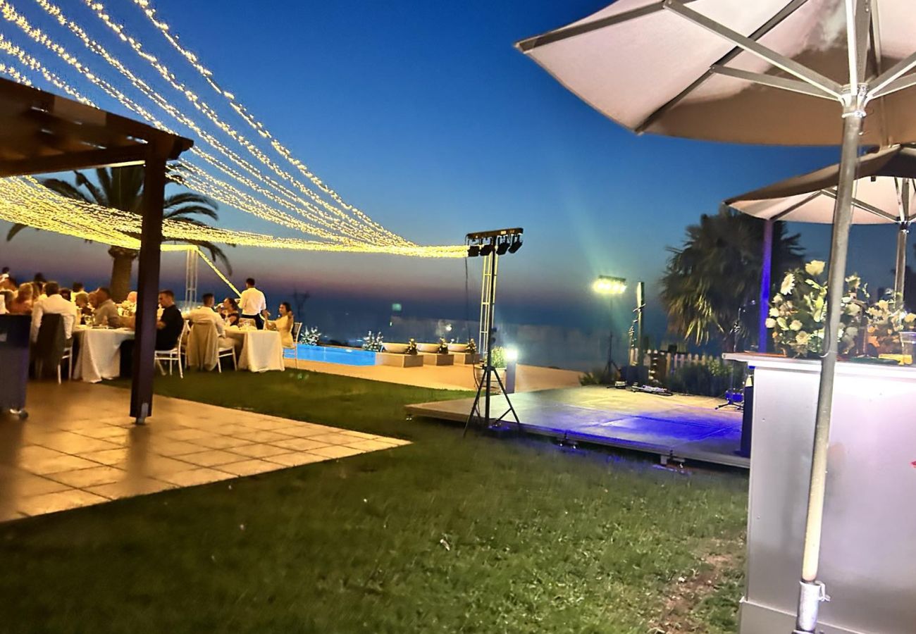 Villa in Tria Monastiria - Villa Heora - The Floating Residence