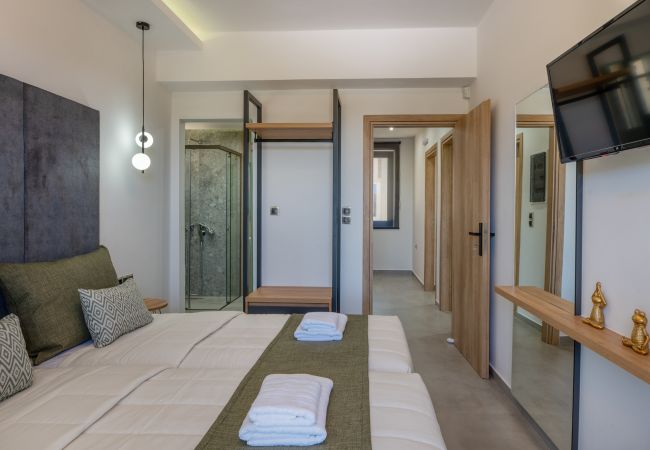 Villa in Panormo - Luxurious Villa Mare - With 150m² pool Villa in Panormo - Luxurious Villa Mare - With 150m² pool