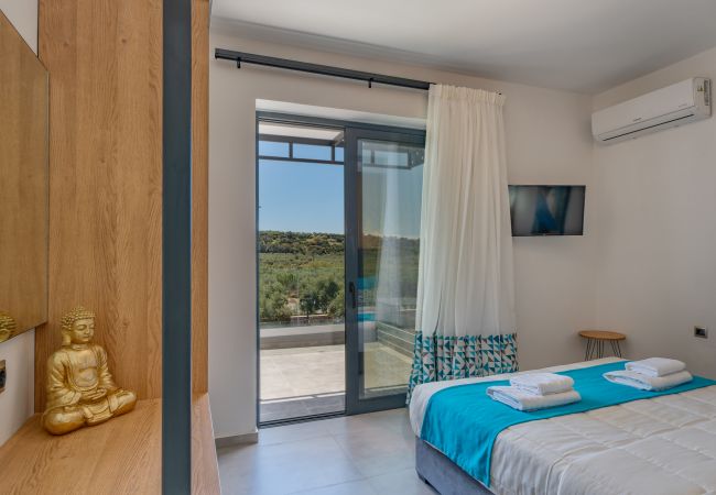 Villa in Panormo - Luxurious Villa Mare - With 150m² pool Villa in Panormo - Luxurious Villa Mare - With 150m² pool