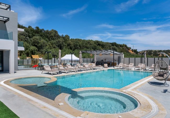 Villa in Panormo - Luxurious Villa Mare - With 150m² pool Villa in Panormo - Luxurious Villa Mare - With 150m² pool
