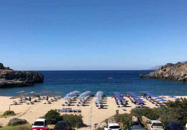 Villa in Lefkogia - Villa 7 Seas - With Amazing View Villa in Lefkogia - Villa 7 Seas - With Amazing View