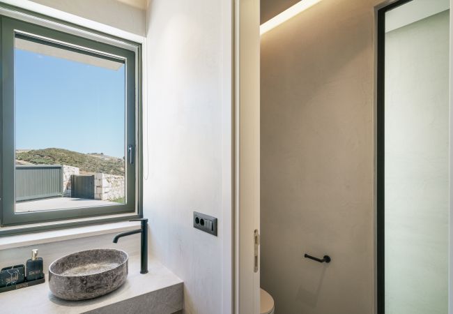 Villa in Lefkogia - Villa 7 Seas - With Amazing View Villa in Lefkogia - Villa 7 Seas - With Amazing View