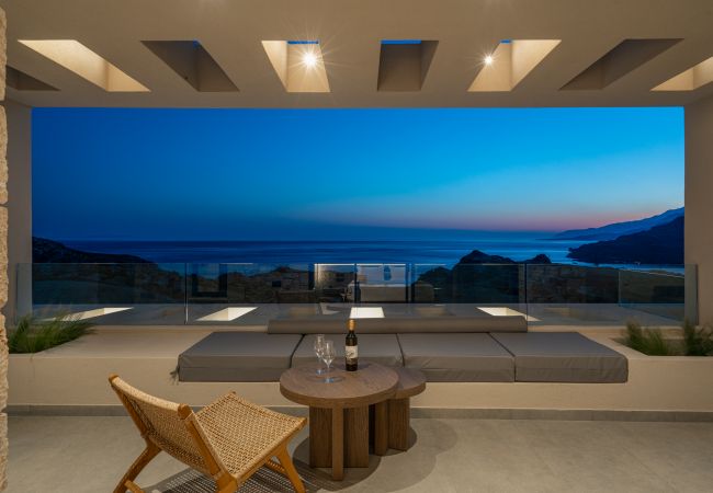 Villa in Lefkogia - Villa 7 Seas - With Amazing View Villa in Lefkogia - Villa 7 Seas - With Amazing View