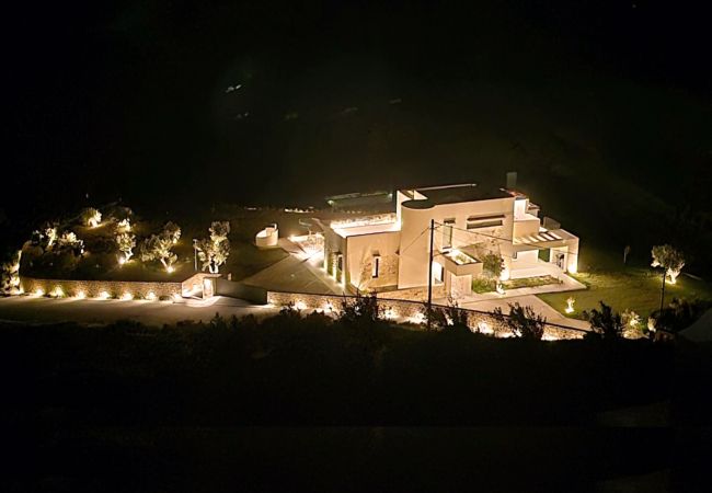 Villa in Lefkogia - Villa 7 Seas - With Amazing View Villa in Lefkogia - Villa 7 Seas - With Amazing View