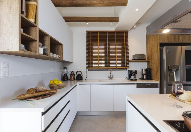 Villa in Maroulas - Villa Rizes Luxury - With Private Pool Villa in Maroulas - Villa Rizes Luxury - With Private Pool