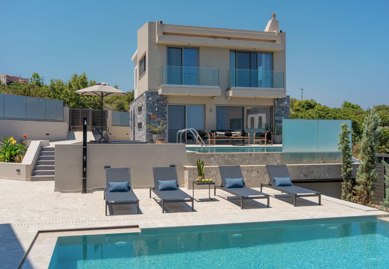 Villa in Atsipopoulo - Luxurious Villa Aqua - With 2 Private Pools 