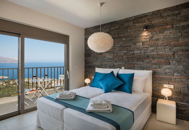 Villa in Almirida - Luxurious Villa Kaylu - With Private Heated Pool Villa in Almirida - Luxurious Villa Kaylu - With Private Heated Pool