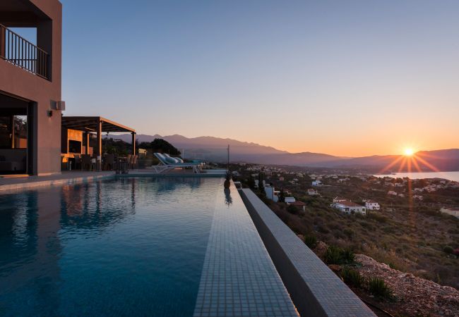 Villa in Almirida - Luxurious Villa Kaylu - With Private Heated Pool Villa in Almirida - Luxurious Villa Kaylu - With Private Heated Pool
