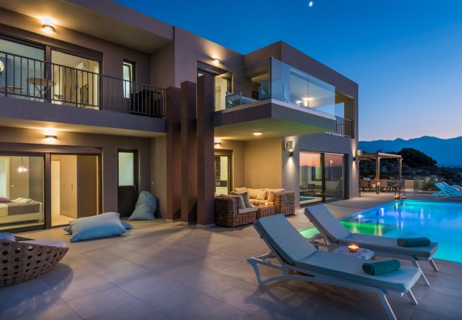Villa in Almirida - Luxurious Villa Kaylu - With Private Heated Pool Villa in Almirida - Luxurious Villa Kaylu - With Private Heated Pool