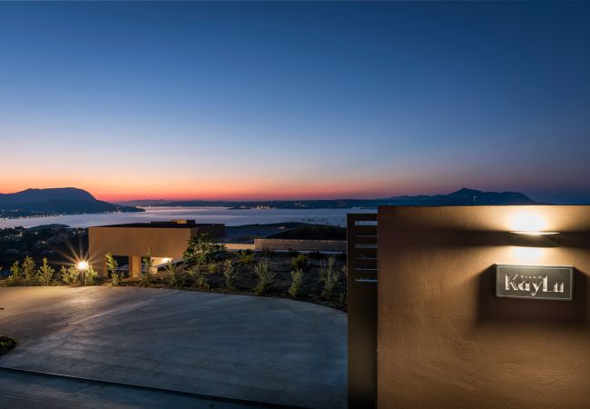 Villa in Almirida - Luxurious Villa Kaylu - With Private Heated Pool Villa in Almirida - Luxurious Villa Kaylu - With Private Heated Pool