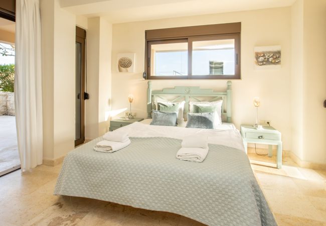 Villa in Stavros - Luxurious Villa Pacific - With Private Pool Villa in Stavros - Luxurious Villa Pacific - With Private Pool