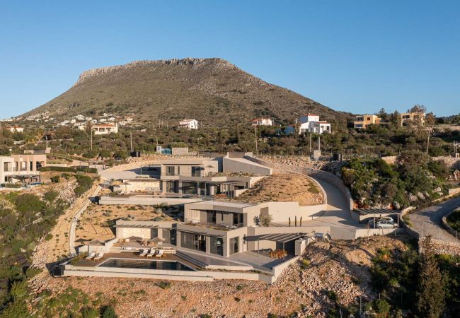 Villa in Almirida - Luxurious Villa Milena - With Private Heated Pool Villa in Almirida - Luxurious Villa Milena - With Private Heated Pool
