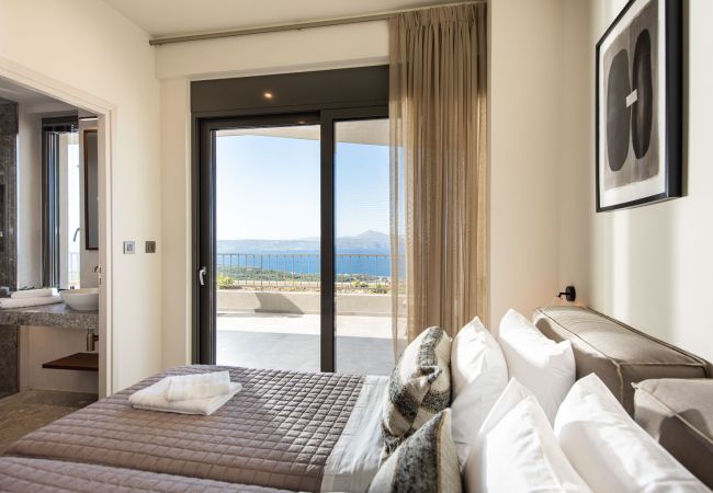 Villa in Almirida - Luxurious Villa Milena - With Private Heated Pool Villa in Almirida - Luxurious Villa Milena - With Private Heated Pool