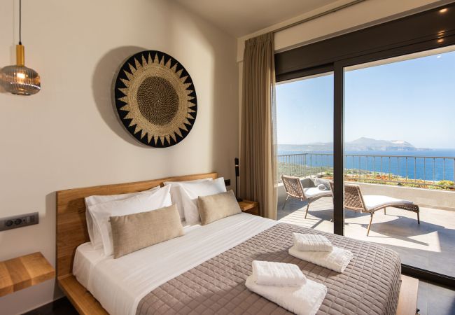 Villa in Almirida - Luxurious Villa Milena - With Private Heated Pool Villa in Almirida - Luxurious Villa Milena - With Private Heated Pool