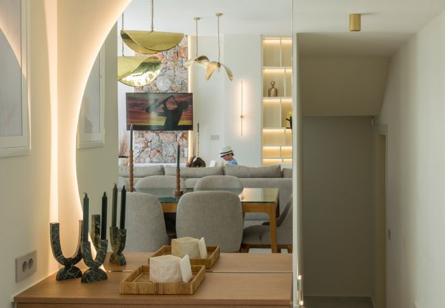 Villa in Almirida - Luxurious Villa Thyrsus - With Private Heated Pool Villa in Almirida - Luxurious Villa Thyrsus - With Private Heated Pool