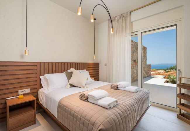 Villa in Almirida - Luxurious Villa Thyrsus - With Private Heated Pool Villa in Almirida - Luxurious Villa Thyrsus - With Private Heated Pool