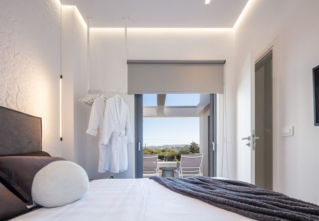 House in Dramia - Akonizia Luxury House - With Private Swimming Pool House in Dramia - Akonizia Luxury House - With Private Swimming Pool