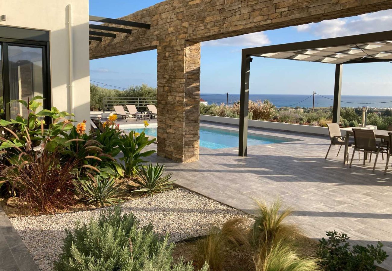 Villa in Chania - Luxurious Villa PHI - With Private Pool