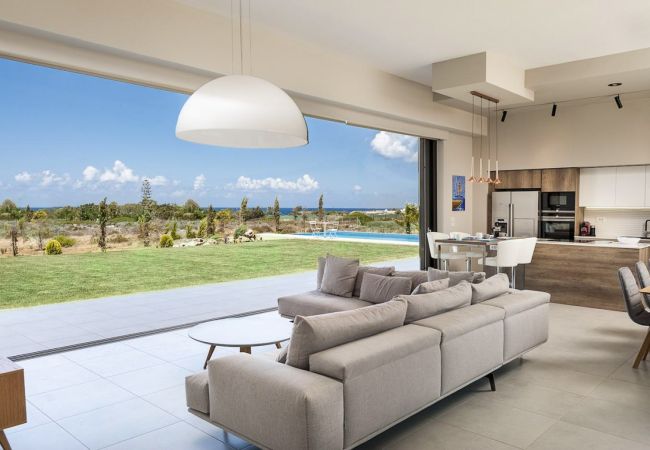 Villa in Chania - Luxurious Villa Andrae - With Private Heated Pool Villa in Chania - Luxurious Villa Andrae - With Private Heated Pool