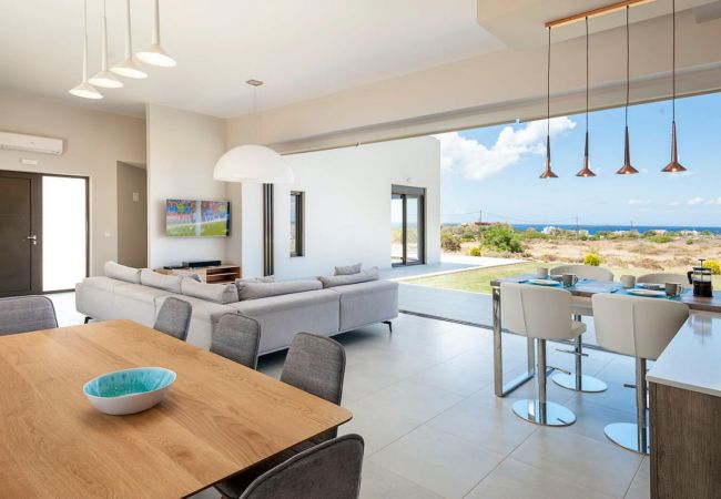 Villa in Chania - Luxurious Villa Andrae - With Private Heated Pool Villa in Chania - Luxurious Villa Andrae - With Private Heated Pool