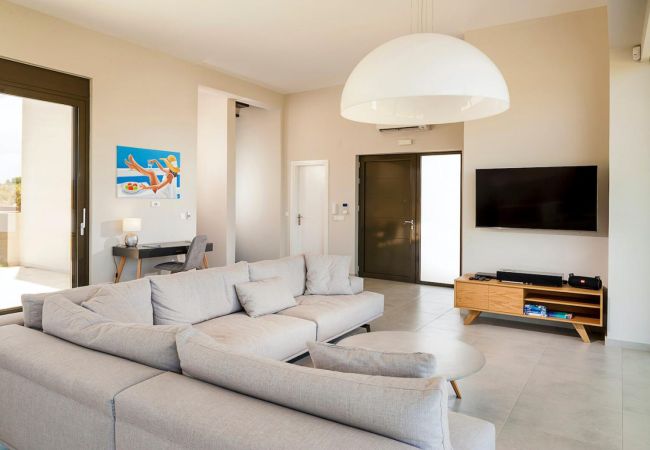 Villa in Chania - Luxurious Villa Andrae - With Private Heated Pool Villa in Chania - Luxurious Villa Andrae - With Private Heated Pool