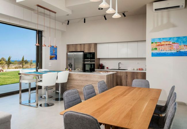 Villa in Chania - Luxurious Villa Andrae - With Private Heated Pool Villa in Chania - Luxurious Villa Andrae - With Private Heated Pool