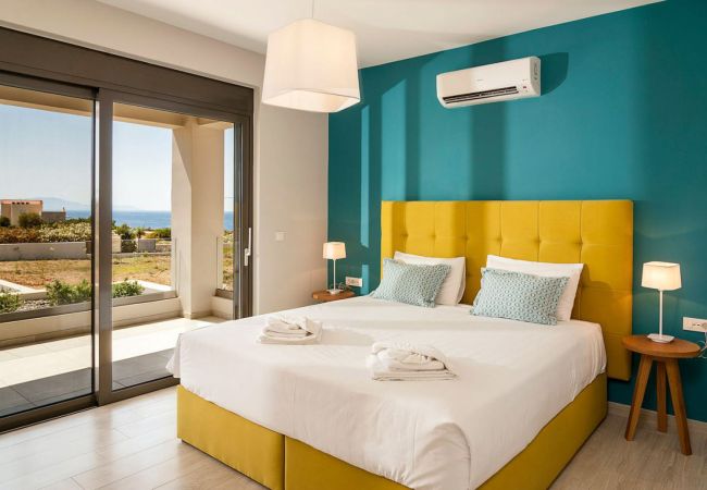 Villa in Chania - Luxurious Villa Andrae - With Private Heated Pool Villa in Chania - Luxurious Villa Andrae - With Private Heated Pool