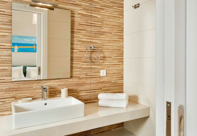 Villa in Chania - Luxurious Villa Andrae - With Private Heated Pool Villa in Chania - Luxurious Villa Andrae - With Private Heated Pool