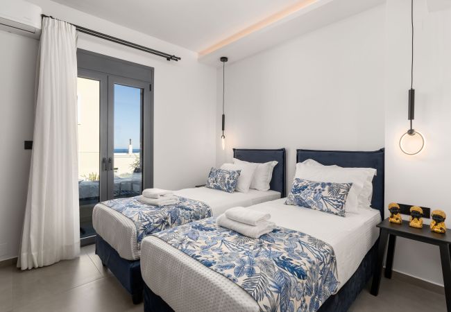 Villa in Sfakaki - Villa Aelia - With Private Heated Pool Villa in Sfakaki - Villa Aelia - With Private Heated Pool