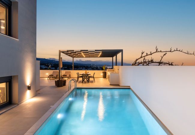 Villa in Sfakaki - Villa Aelia - With Private Heated Pool Villa in Sfakaki - Villa Aelia - With Private Heated Pool