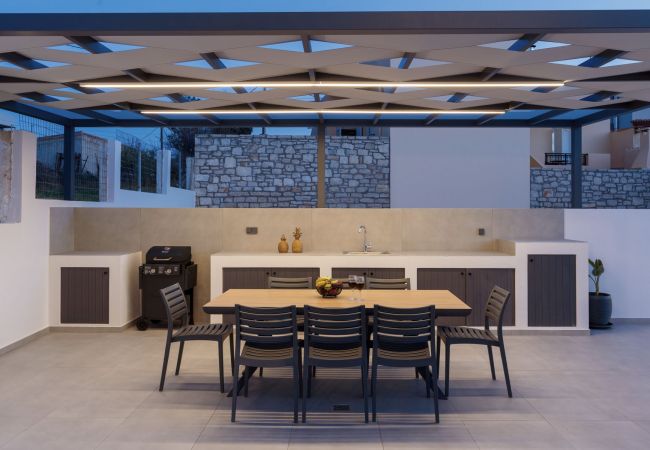 Villa in Sfakaki - Villa Etoile - With Private Heated Pool Villa in Sfakaki - Villa Etoile - With Private Heated Pool