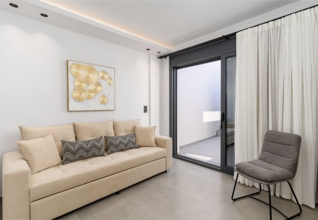 Villa in Sfakaki - Villa Solaire - Heated Pool & Sauna Villa in Sfakaki - Villa Solaire - Heated Pool & Sauna