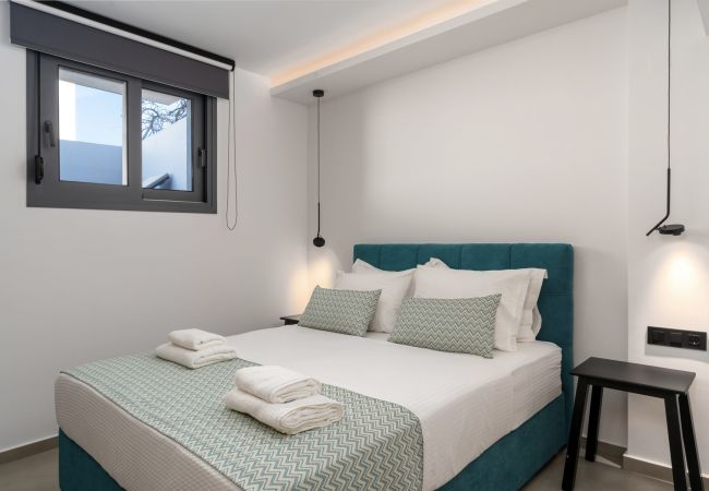 Villa in Sfakaki - Villa Solaire - Heated Pool & Sauna Villa in Sfakaki - Villa Solaire - Heated Pool & Sauna