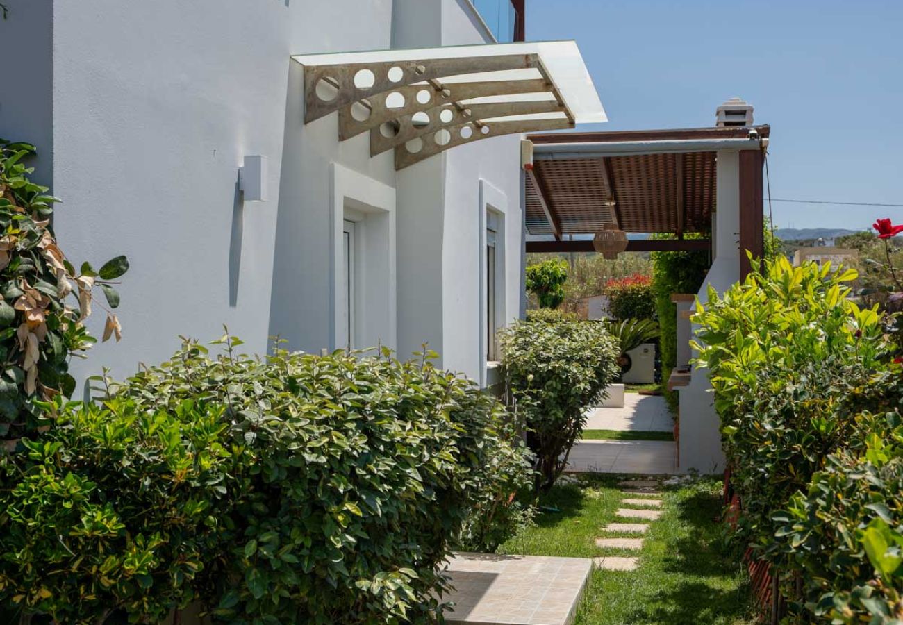 Villa in Sfakaki - Villa Elena Beach - With Private Heated Pool