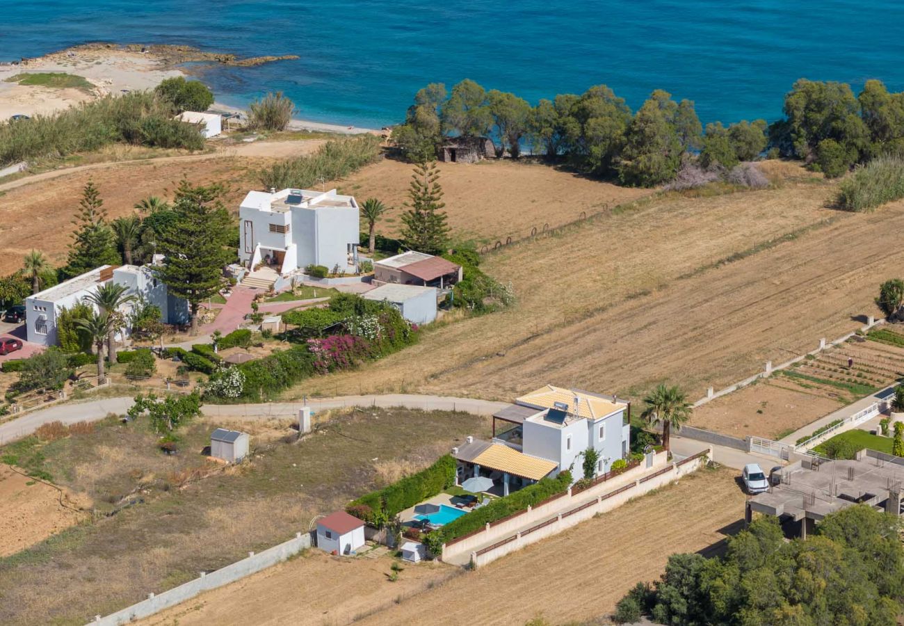 Villa in Sfakaki - Villa Elena Beach - With Private Heated Pool