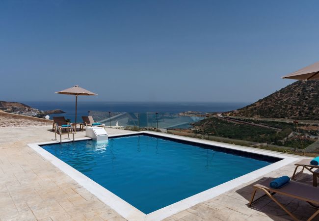 Villa in Bali - Brikis Villa 1 - With Private Pool Villa in Bali - Brikis Villa 1 - With Private Pool