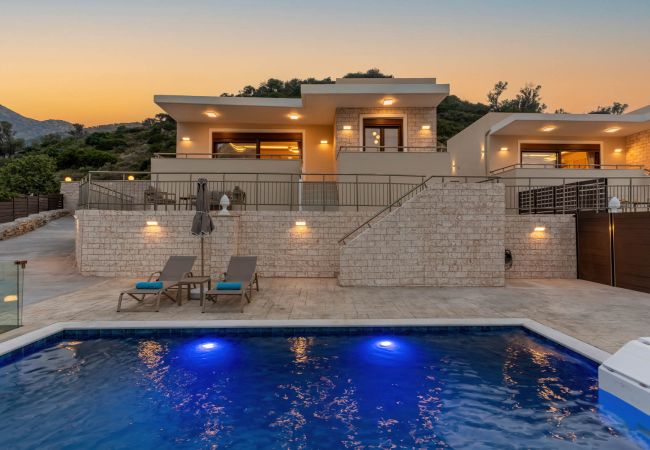 Villa in Bali - Brikis Villa 3 - With Private Pool Villa in Bali - Brikis Villa 3 - With Private Pool