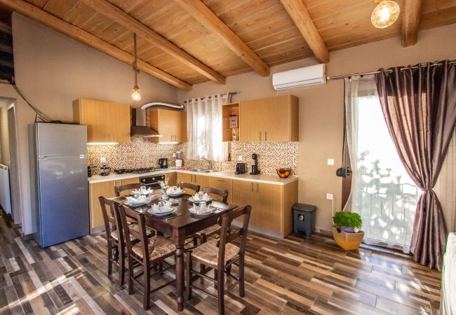 Villa in Saitoures - Villa Altura - With Private Pool Villa in Saitoures - Villa Altura - With Private Pool