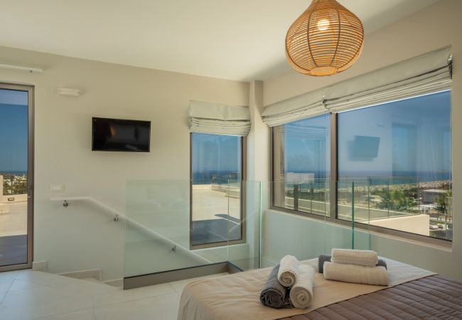 Villa in Tria Monastiria - Luxury Villa Zakkallin - With Amazing View Villa in Tria Monastiria - Luxury Villa Zakkallin - With Amazing View