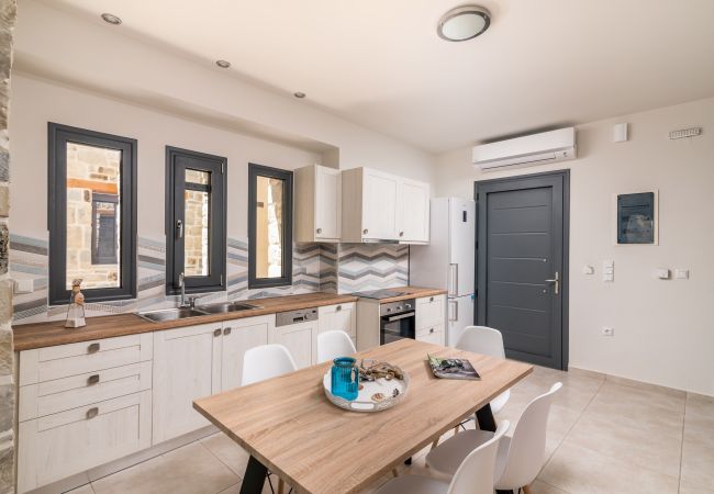 Villa in Kokkinos Pirgos - Elmara Luxury Villa 1 Next to the Beach Villa in Kokkinos Pirgos - Elmara Luxury Villa 1 Next to the Beach