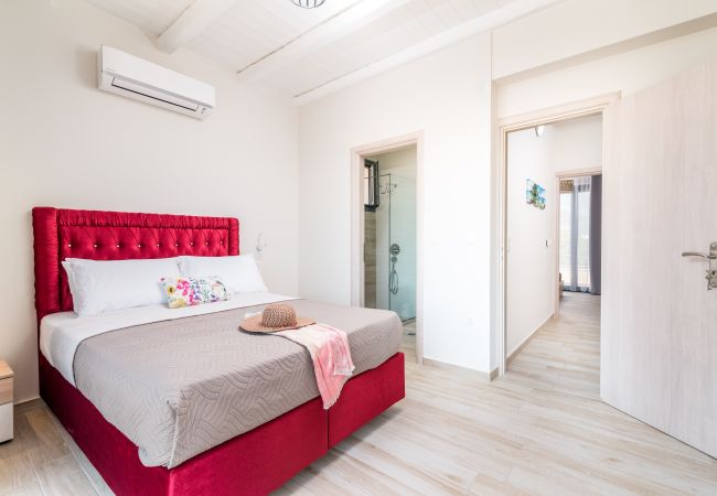 Villa in Kokkinos Pirgos - Elmara Luxury Villa 1 Next to the Beach Villa in Kokkinos Pirgos - Elmara Luxury Villa 1 Next to the Beach