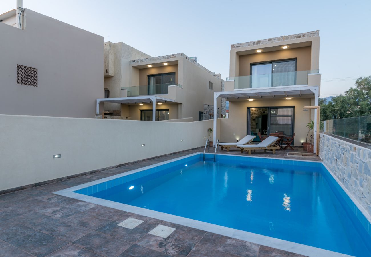 Villa in Kokkinos Pirgos - ELMARA Luxury Villa 1 Next to the Beach