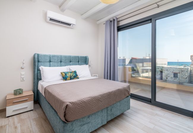 Villa in Kokkinos Pirgos - ELMARA Luxury Villa 2 - Next to the Beach Villa in Kokkinos Pirgos - ELMARA Luxury Villa 2 - Next to the Beach