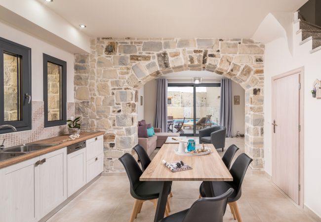 Villa in Kokkinos Pirgos - ELMARA Luxury Villa 2 - Next to the Beach Villa in Kokkinos Pirgos - ELMARA Luxury Villa 2 - Next to the Beach