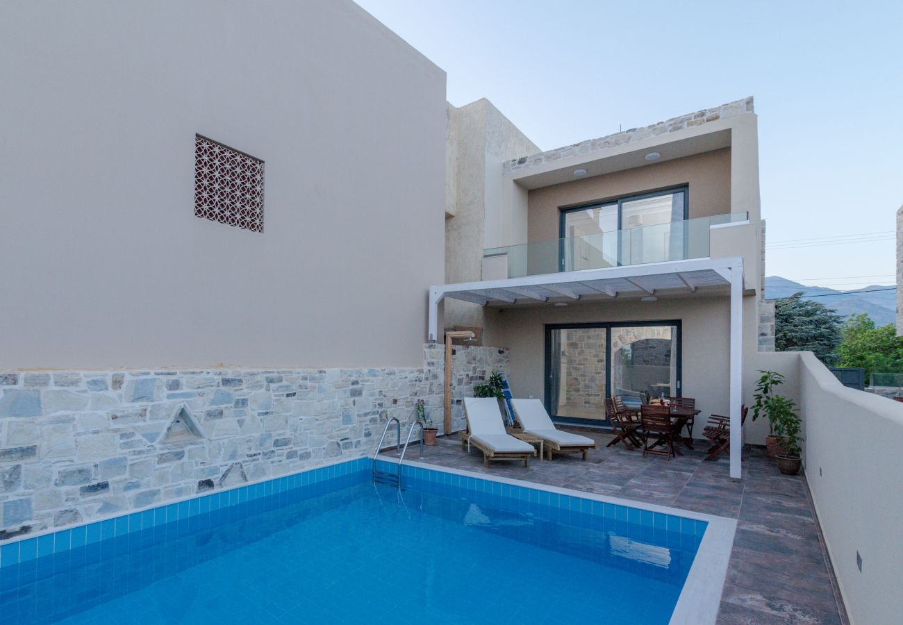 Villa in Kokkinos Pirgos - ELMARA Luxury Villa 2 - Next to the Beach