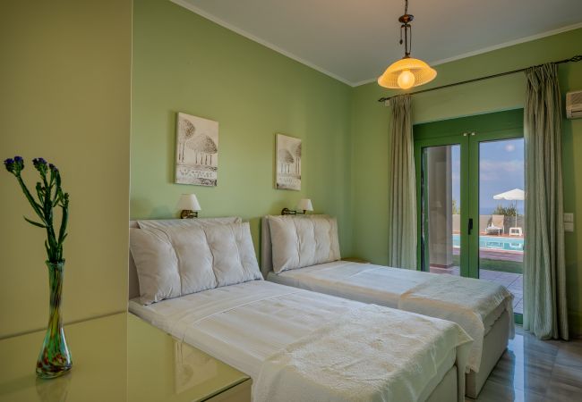 Villa in Giannoudi - Villa Panorama - With 60m Private Pool Villa in Giannoudi - Villa Panorama - With 60m Private Pool