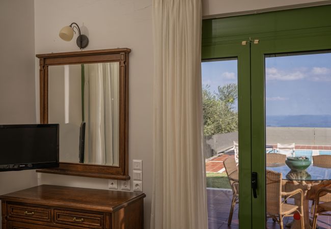 Villa in Giannoudi - Villa Panorama - With 60m Private Pool Villa in Giannoudi - Villa Panorama - With 60m Private Pool